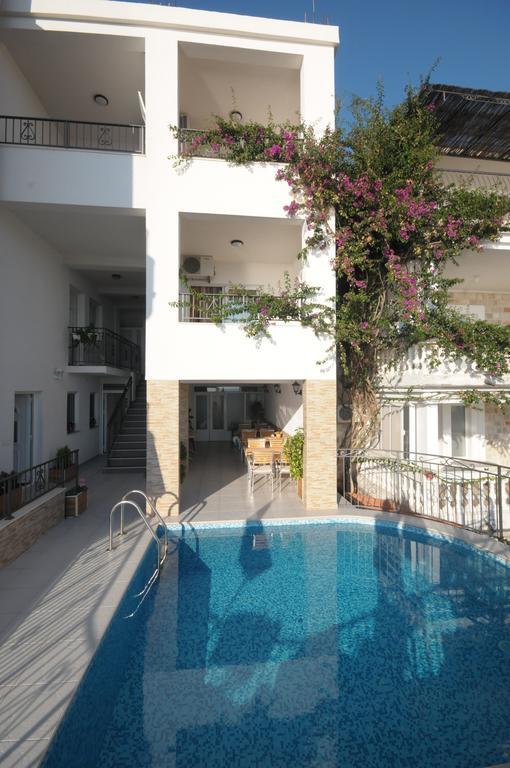 Apartments Leut Sveti Stefan Ngoại thất bức ảnh