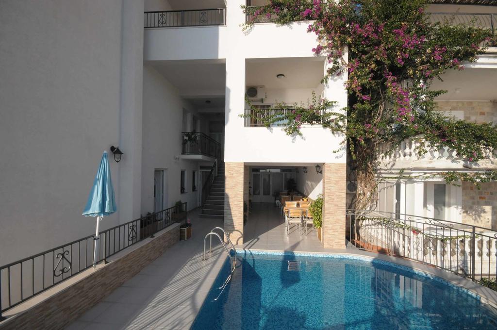 Apartments Leut Sveti Stefan Ngoại thất bức ảnh