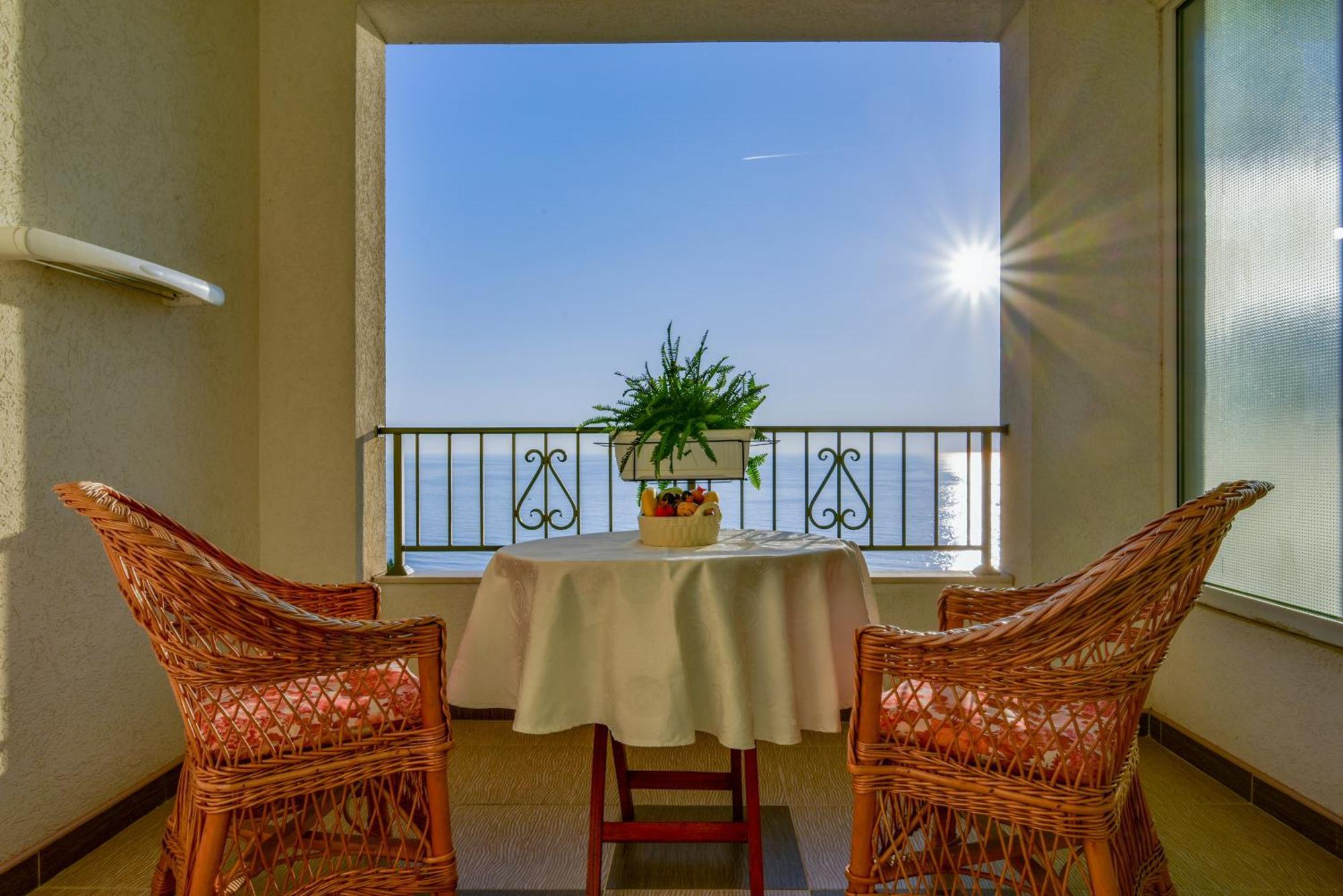 Apartments Leut Sveti Stefan Phòng bức ảnh
