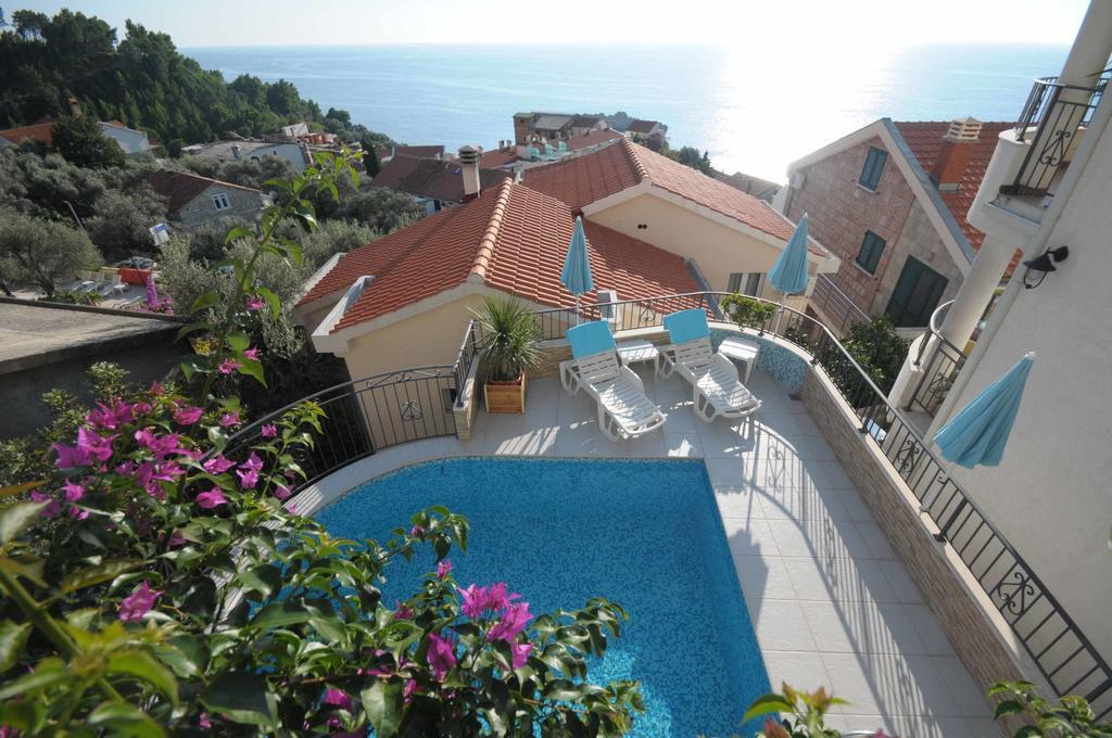 Apartments Leut Sveti Stefan Ngoại thất bức ảnh
