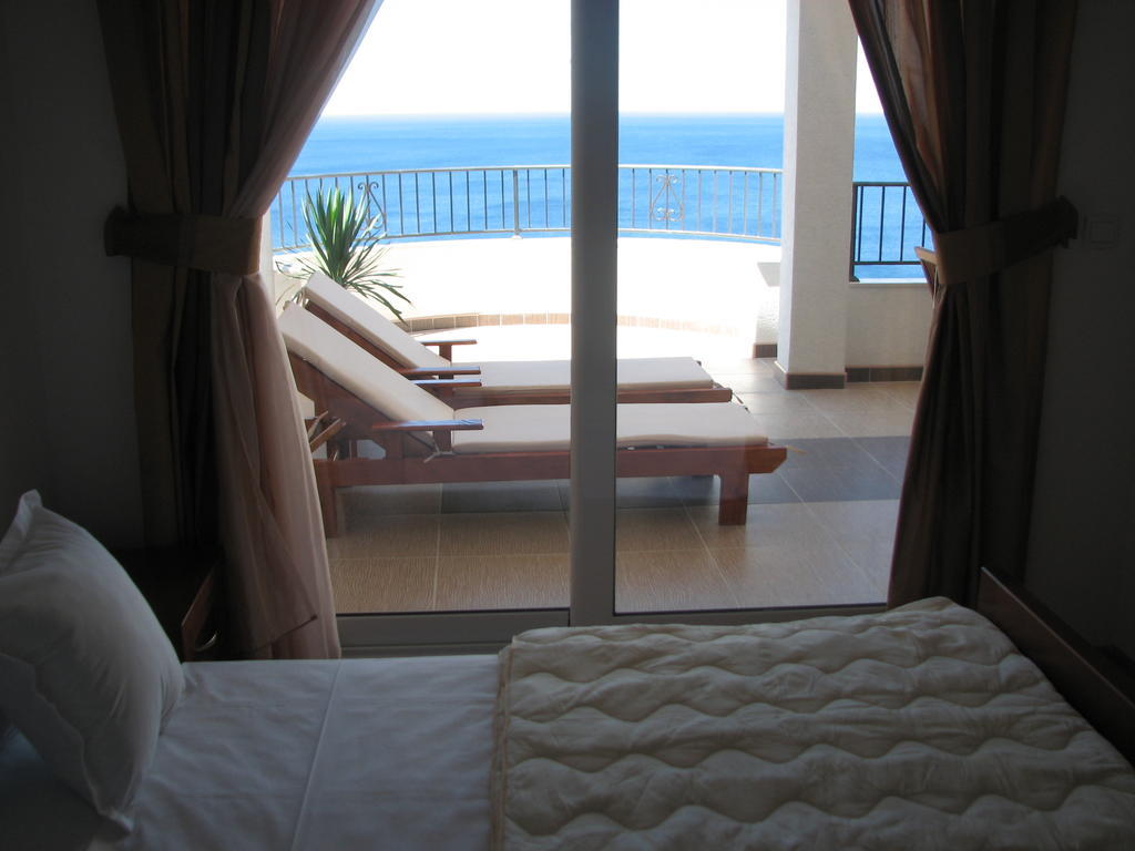 Apartments Leut Sveti Stefan Phòng bức ảnh