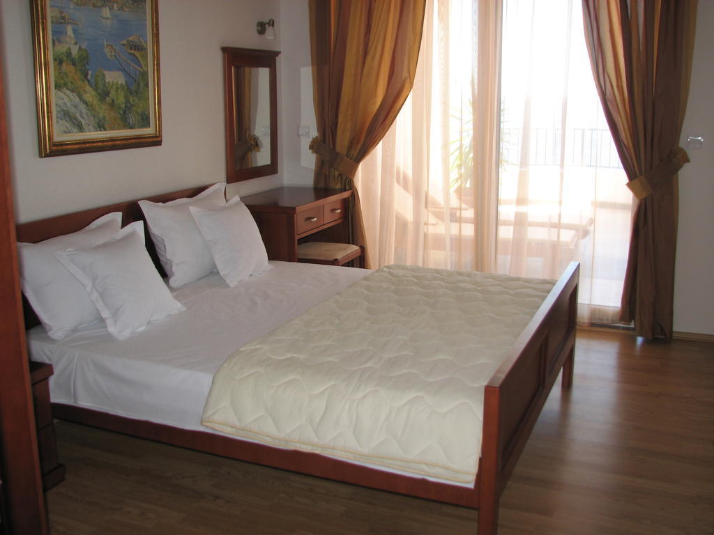 Apartments Leut Sveti Stefan Phòng bức ảnh