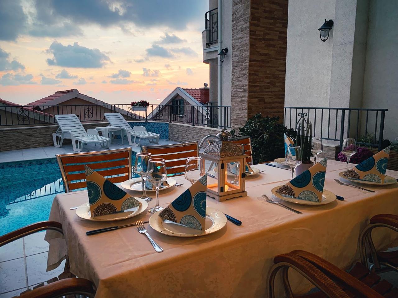 Apartments Leut Sveti Stefan Ngoại thất bức ảnh
